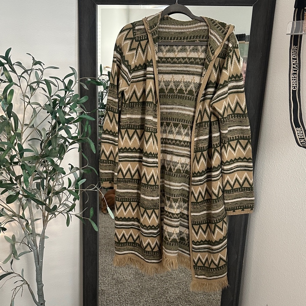 Patterned Hooded Cardigan with Fringe